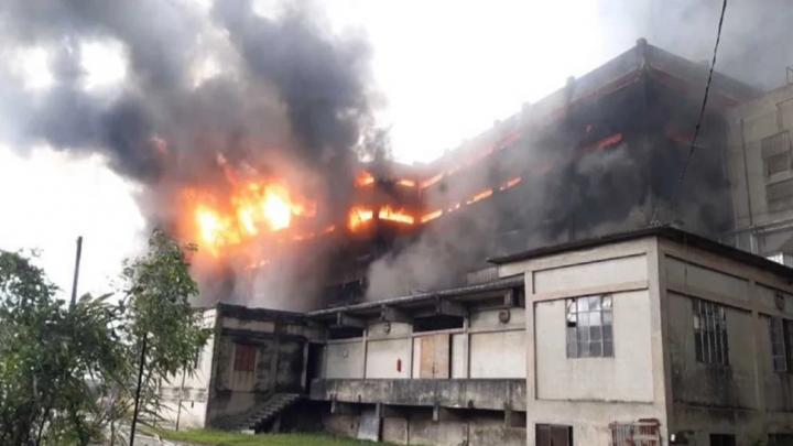 ১৭ ঘণ্টায়ও নিয়ন্ত্রণে আসেনি গাজী টায়ার কারখানার আগুন, নিখোঁজ ১৮৭