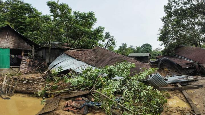 নালিতাবাড়ীতে ভয়াবহ বন্যা: প্রবীণদের স্মৃতিতে ১৯৮৮-এর চেয়েও বিধ্বংসী