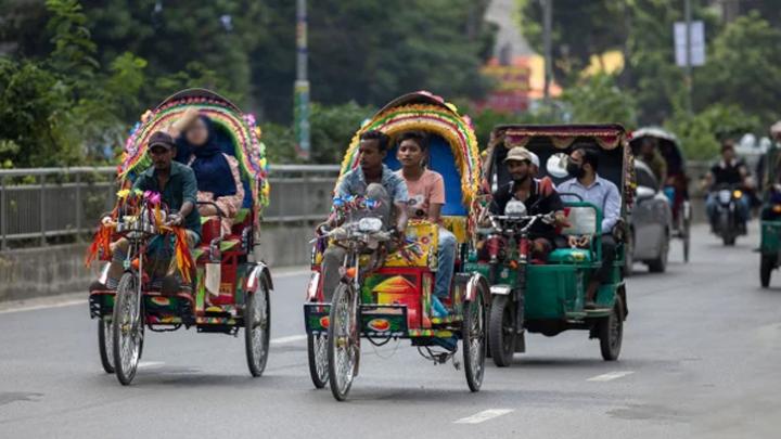 ঢাকা মহানগরে তিন দিনের মধ্যে ব্যাটারিচালিত রিকশা বন্ধের নির্দেশ