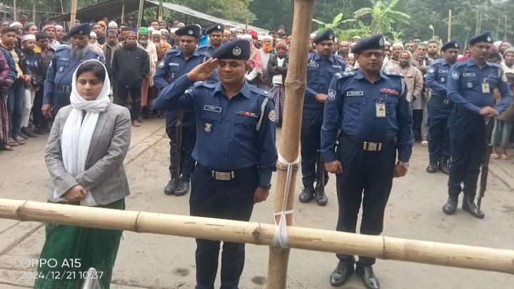 উজিরপুরে বীরমুক্তিযোদ্ধা আব্দুল খালেক সরদাকে রাষ্ট্রীয় মর্যাদায় দাফন সম্পন্ন